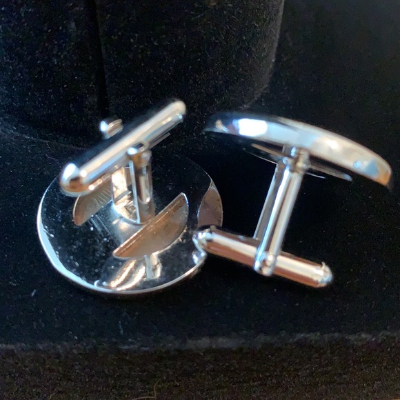Vintage Cuff links - Picture 2 of 3